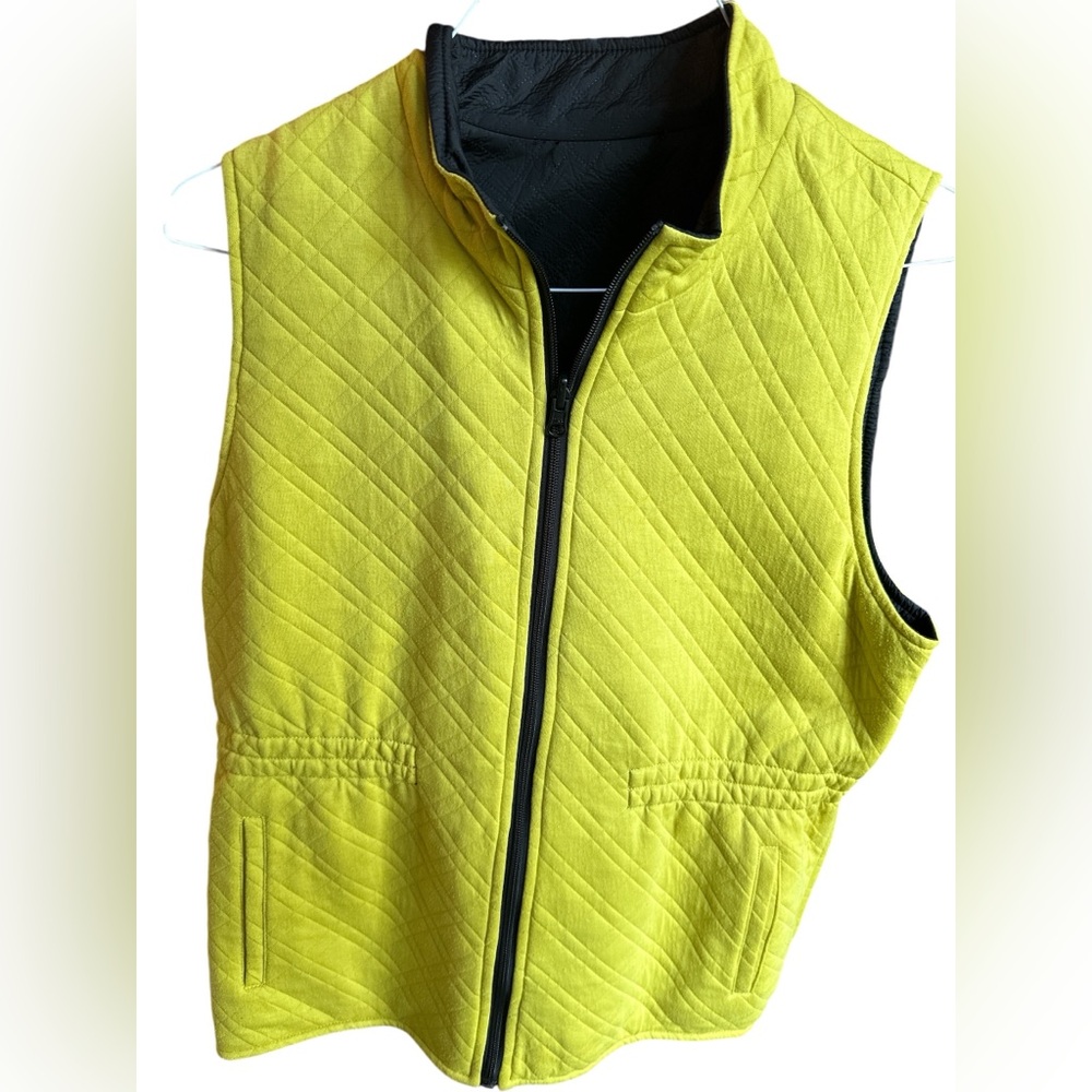 Reversible (Black & Lime Green) Vest , size Large